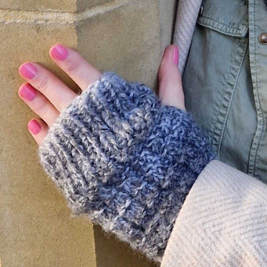 Handknit fingerless gloves - dark grey