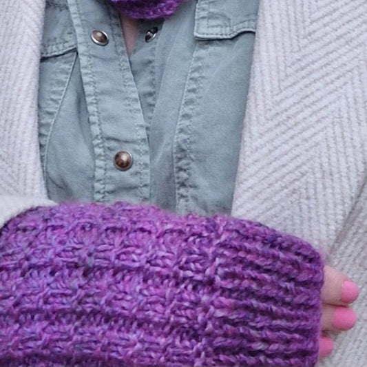 Handknit fingerless gloves - purple